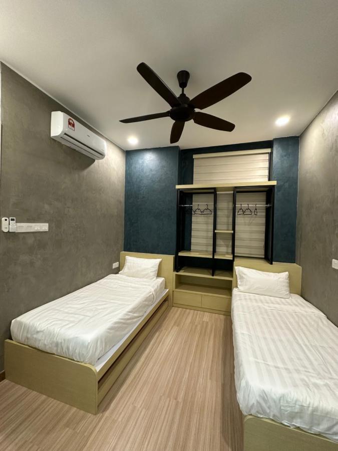 Duplex Penthouse 3 Bedroom The Wave 9pax *