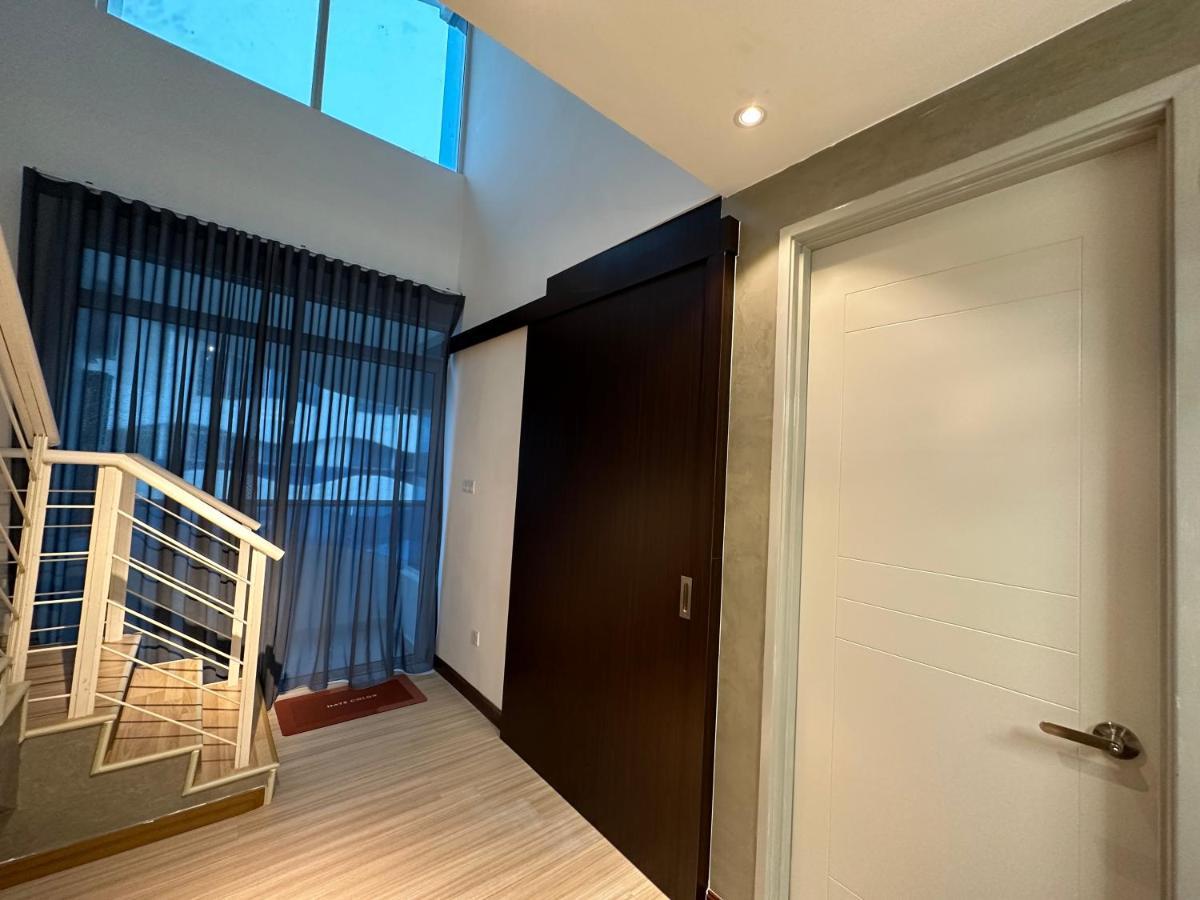 Duplex Penthouse 3 Bedroom The Wave 9pax Apartment Malacca